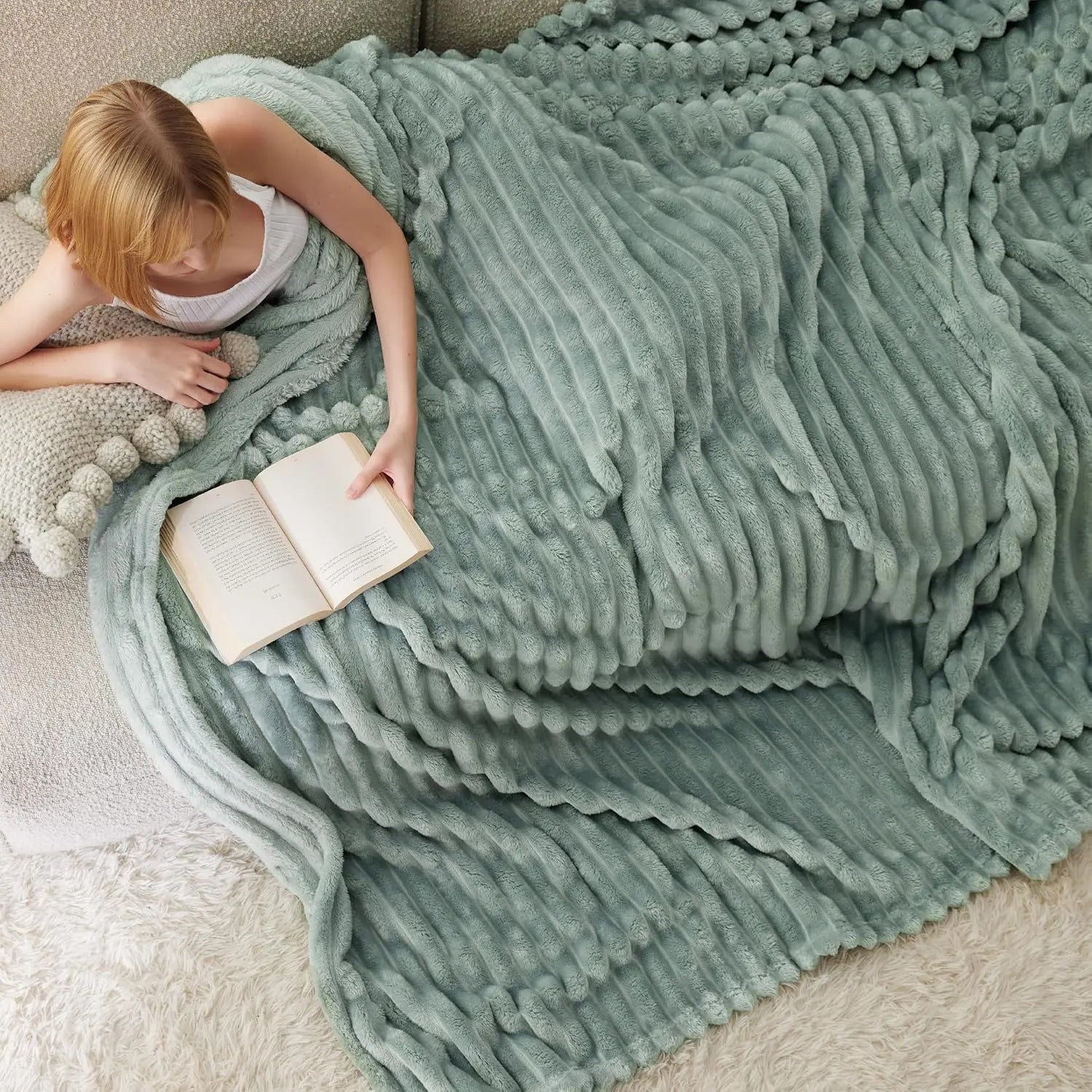 Bedsure Corduroy Fleece Blanket – Ultra Soft Cozy Throw Blanket for Sofa, Bed & Home Decor