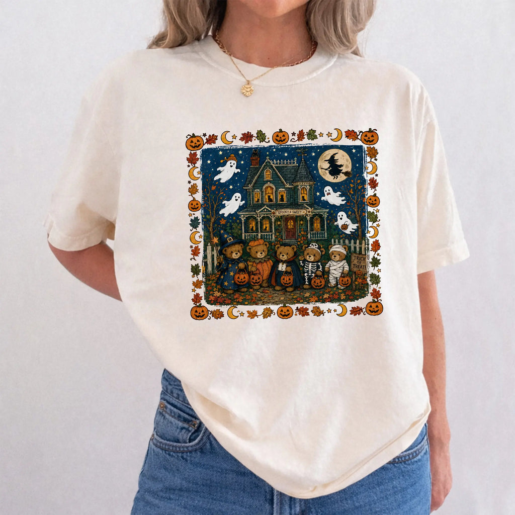 Vintage Halloween Bears Graphic T-Shirt/Sweatshirt/Hoodie – Retro Haunted House Spooky Season Apparel