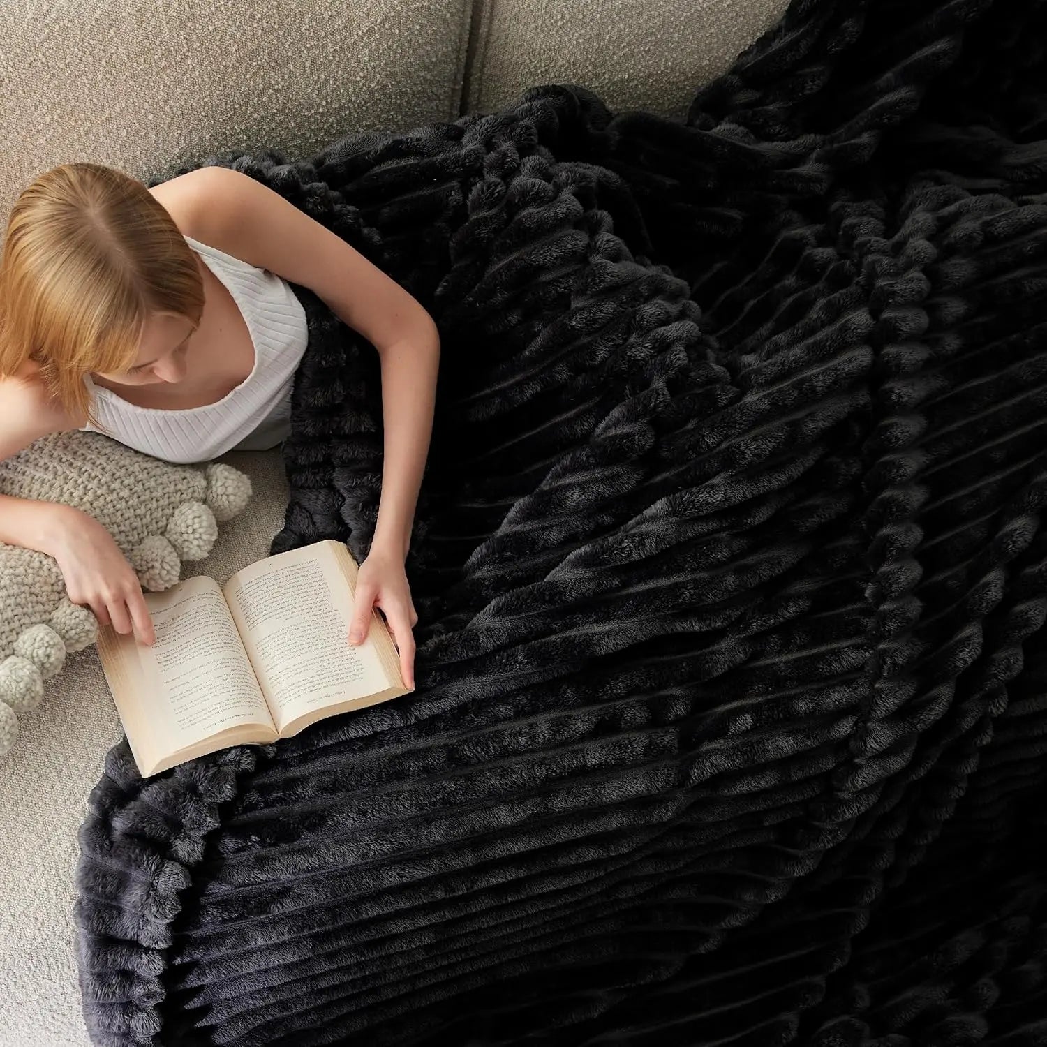 Bedsure Corduroy Fleece Blanket – Ultra Soft Cozy Throw Blanket for Sofa, Bed & Home Decor