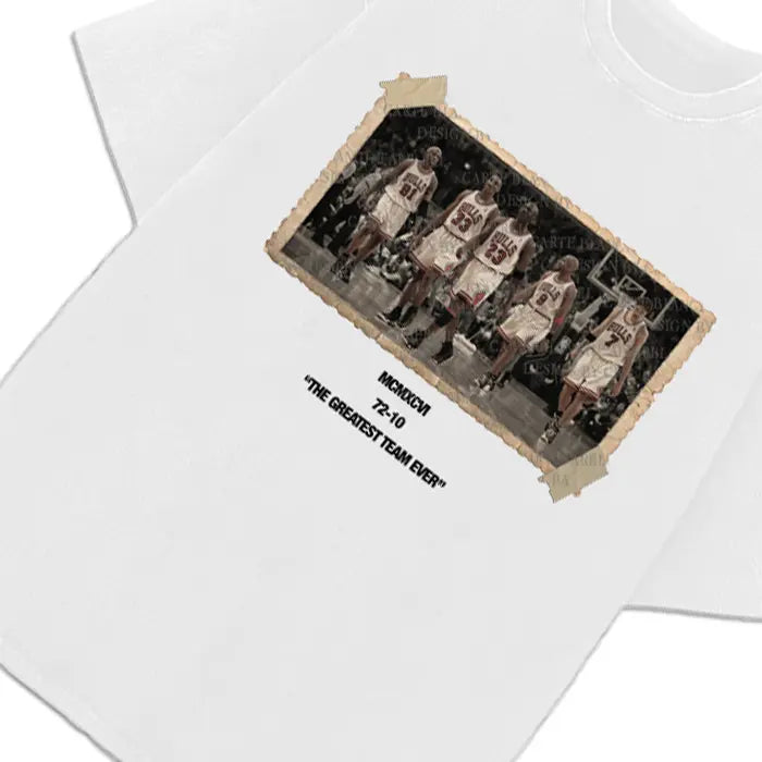 1996 Chicago Squad Vintage Photo T-Shirt The Greatest Team Ever 72-10 Crewneck Cotton Tee