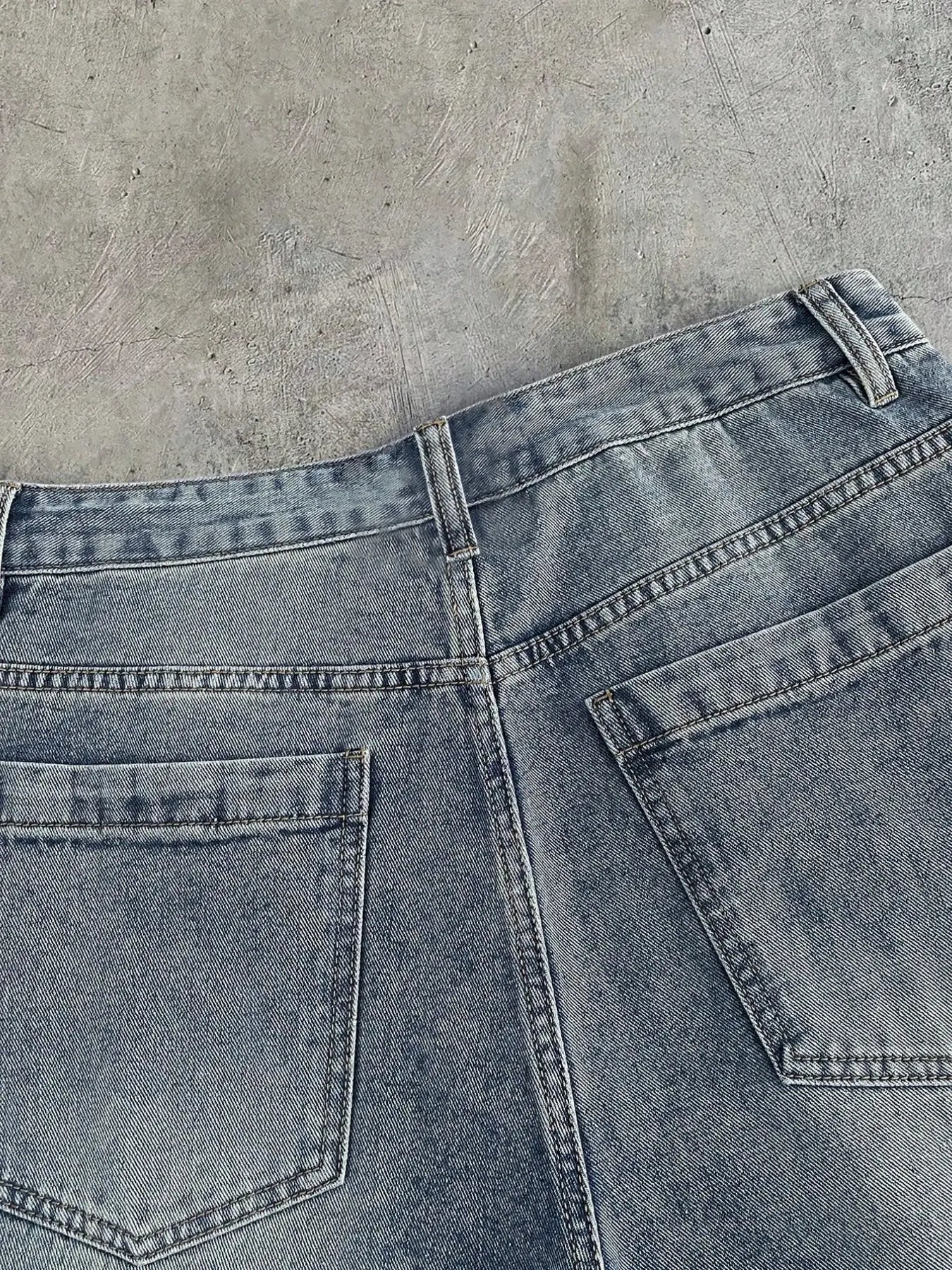 Men's Statue of Liberty Graphic Denim Shorts – Vintage Washed Loose Fit Jean Shorts, American Streetwear Summer Style